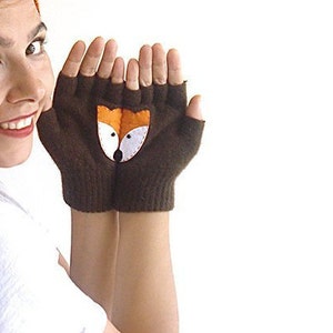 Fingerless Gloves, Women Mittens with Fox, Valentine Accessories, Animal Mittens, Handmade Item, Fox Gifts, Texting Gloves, Winter Clothing image 2