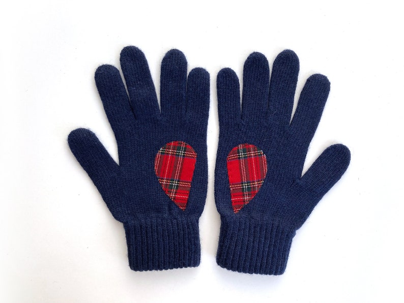 Women Heart Gloves, Navy Mittens, Best Holiday Gifts, Christmas Gift, Navy Blue Gloves, Tartan Fabric, Knit Accessories, Handmade Clothing image 5