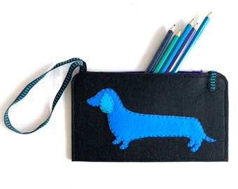 Black Pouch with Sausage Dog, Wiener Dog Bag, Teacher Gift, Doxie Lover Gift, Dachshund Zipper Pouch, Dog Lover Mom, Felt Pencil Case