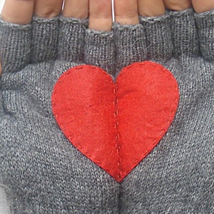 Fingerless Mittens, Texting Gloves, Women Gloves, Valentines Day Gift, Heart Mittens, Unique Item, Knit Gifts Woman, Handmade Clothing image 4