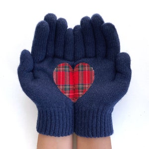 Women Heart Gloves, Navy Mittens, Best Holiday Gifts, Christmas Gift, Navy Blue Gloves, Tartan Fabric, Knit Accessories, Handmade Clothing image 8