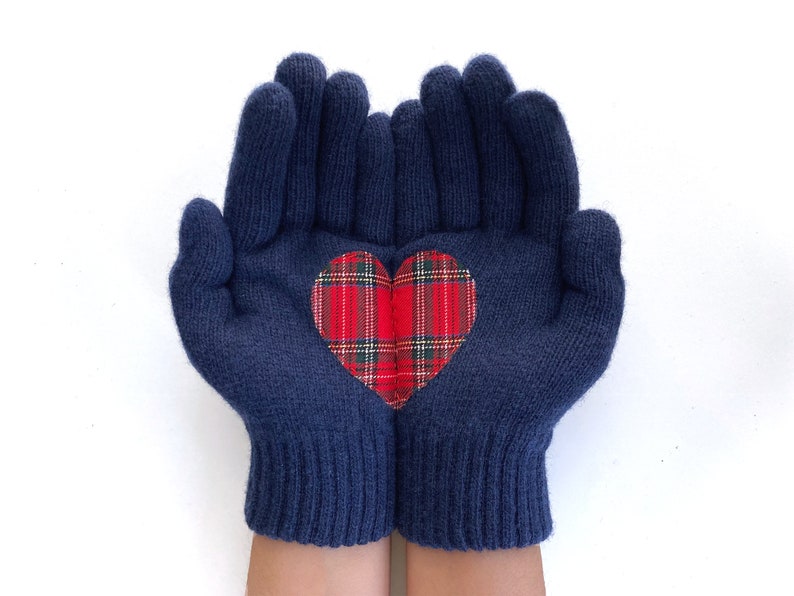 Women Heart Gloves, Navy Mittens, Best Holiday Gifts, Christmas Gift, Navy Blue Gloves, Tartan Fabric, Knit Accessories, Handmade Clothing image 8