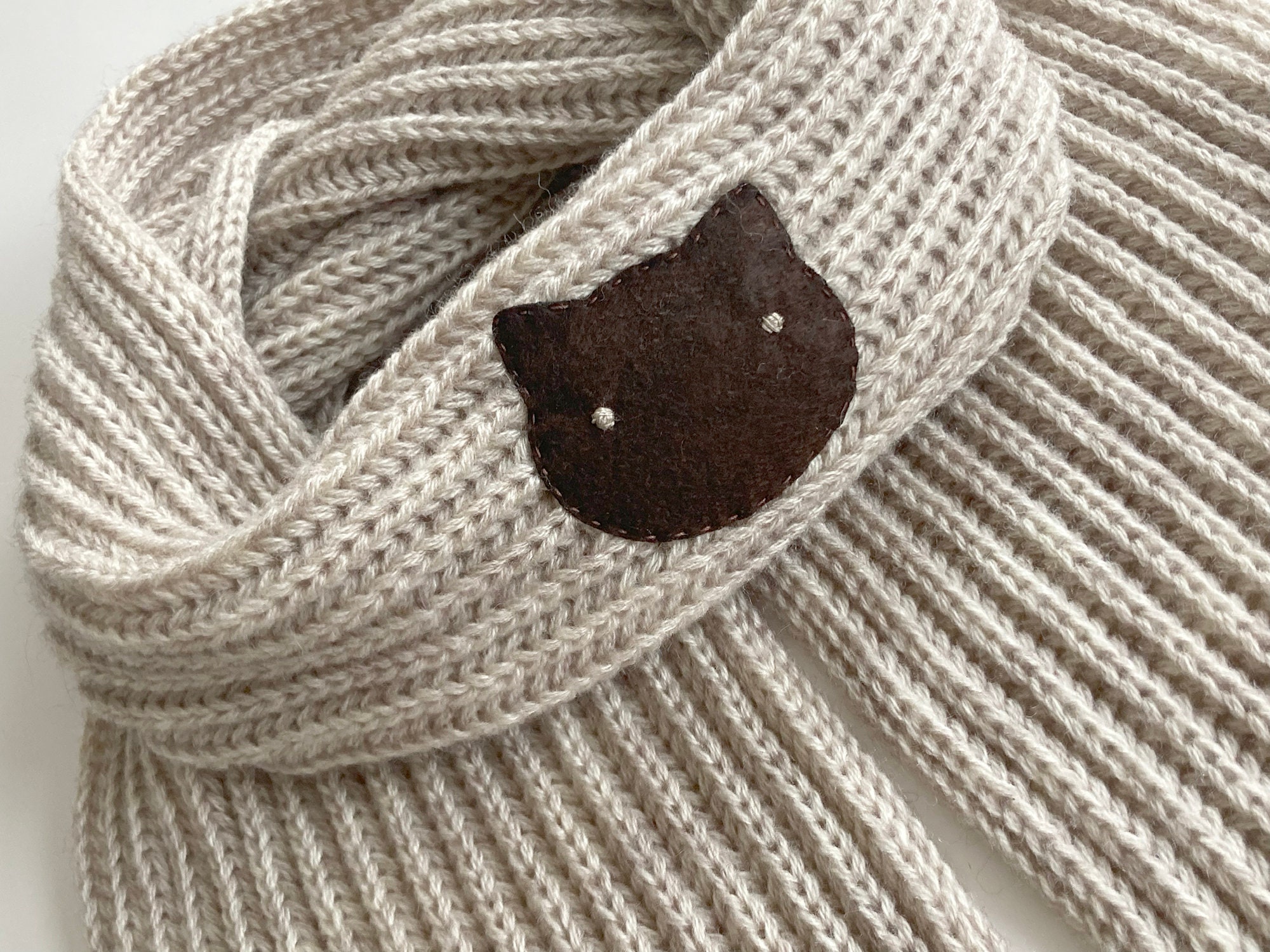 手作りウール猫用マフラー：冬スタイルショール、ペットの飼い主への