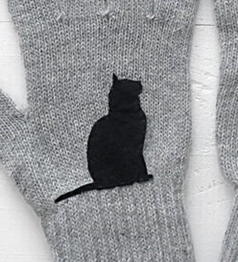 Cat Lover Winter Gloves, Cat Parent Clothing, Accessories For Mom, Pet Memorial Gift, Kitten Mittens, Handmade Spring Clothing, Grandma Gift image 9