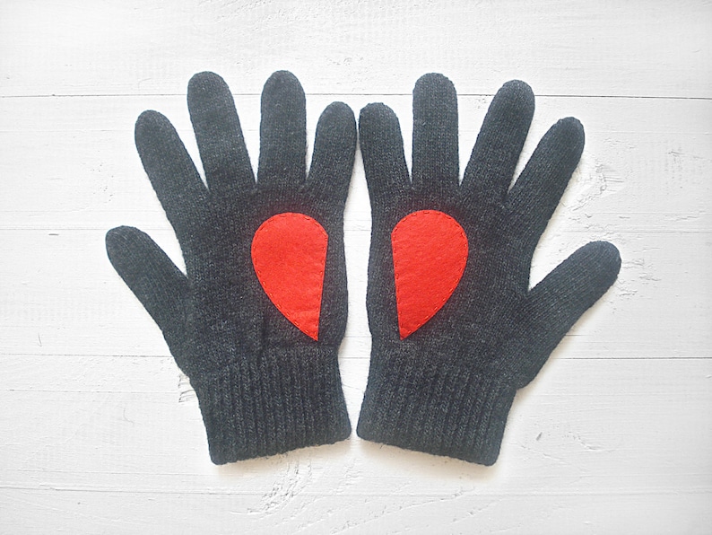 Unique Valentine Gifts, Heart Gloves Women, Handmade Mittens, Women Clothing, Woman Accessories, Valentines Day Gift, Best Gifts For Her image 2