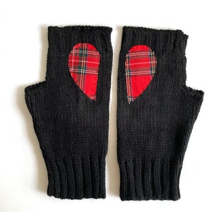 Black Fingerless Gloves, Tartan Heart, Women Mittens, Woman Clothing, Valentines Day Gifts, Heart Mittens, Handmade Gift, Best Gift For Her image 2