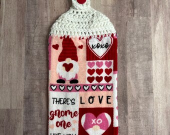 Crocheted Top Dish Towel - Valentine Gnome Patchwork