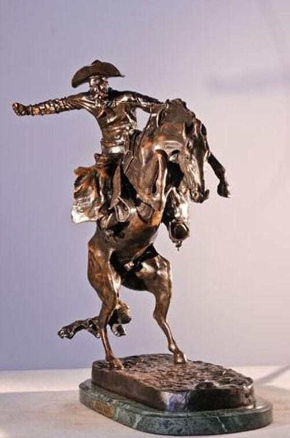 ブロンズ像）フレデリック・レミントン作 【ラトルスネイク