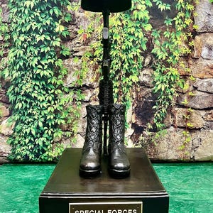 Special Forces Fallen Soldier Bronze Memorial Sculpture Monument