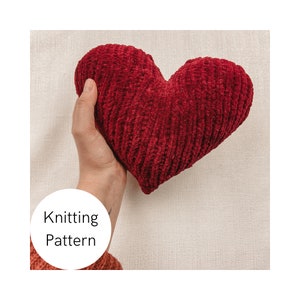 HEART PLUSHIE PATTERN | knitting pattern, mini heart plushie , knitted heart plushie pattern, knitting pattern, heart plushie
