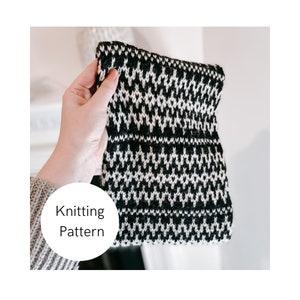 Comfort Chevron Cowl Pattern | Cowl patterns, knit cowl pattern, knit cowl, fair isle pattern, colorwork pattern, knitted cowl pattern, knit