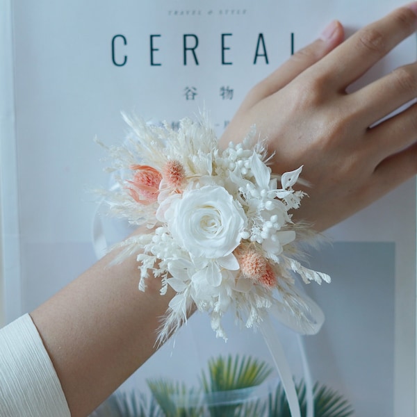 Bijoux de fleurs blush et ivoire/Fleur de poignet de mariée/Bracelet de fleur rustique/Fleur de poignet de demoiselle d'honneur/Bijoux de mariage/Corsage d'herbe de la pampa