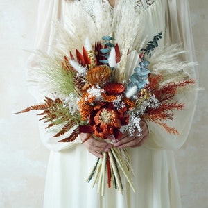 Dusty Wedding Bouquet,Bridal Bouquet,Bridesmaid Bouquet,Dried flower bouquet,Pampas Grass bouquet,Wedding decoration