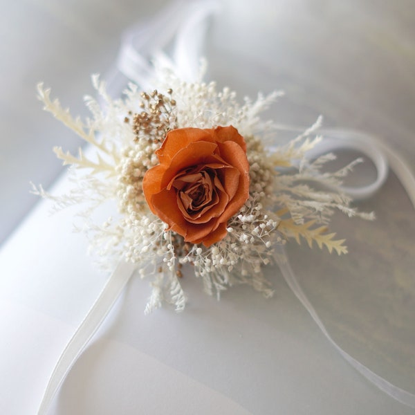 Wrist Corsages/Corsages/Wedding Corsages/Dry Flower Corsages/Ladies Corsages/Pampas Grass Corsages/Flower Bracelet/Handmade Corsages