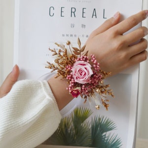 Romantische Rosa Rose Handgelenk Corsage-Rosa Blumen Armband-Braut Corsage-Hochzeit Corsage-Getrocknete Corsage-Hochzeits Blumenstrauß-Handgemachte Corsage
