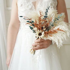 Wedding bouquet,Bridal bouquet,Dried flower bouquet,Pampas Grass bouquet,Natural flower decor,Flower Arrangement,Wedding decoration