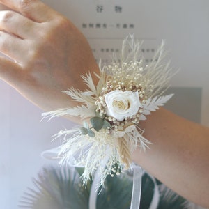 Wrist Corsages/Corsages/Wedding Corsages/Dry Flower Corsages/Ladies Corsages/Pampas Grass Corsages/Flower Bracelet/Handmade Corsages