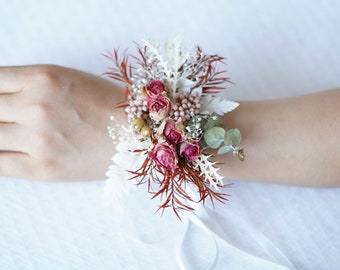 Corsage da polso/Corsage/Corsage da sposa/Corsage di fiori secchi/Corsage da donna/Corsage di erba della pampa/Braccialetto di fiori/Corsage fatti a mano