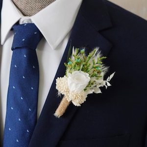 Green Boutonnières/White Rose Boutonnières/Wedding Boutonniere/Groom&Groomsmen Boutonniere/Dry Flower Boutonniere/Mini Dried Flower Bouquet