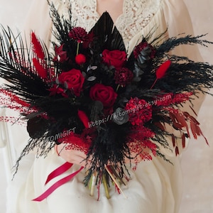 Black & Red Bouquets,Gothic Wedding Decor,Black Wedding,Red Bouquets,Gothic Wedding Bouquet,black bridal bouquets,black bridesmaids bouquets