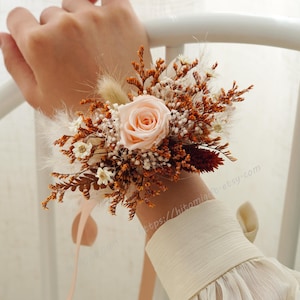 Fall wedding,Autumn Orange Wrist Corsages,Burnt Orange Corsage,Boho Corsage,Bridal Corsage,Wedding Bracelet,Wedding Corsages