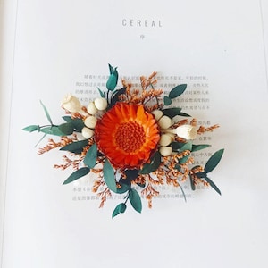 Corsages au poignet/Corsages de mariage/Corsages de fleurs séchées/Corsages de fleurs de pampa/Corsages d&#39;herbe de la pampa/Corsages de fleurs faits main/Bracelet de fleurs