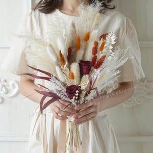 Wedding bouquet,Bridal bouquet,Dried flower bouquet,Pampas Grass bouquet,Natural flower decor,Flower Arrangement,Wedding decoration