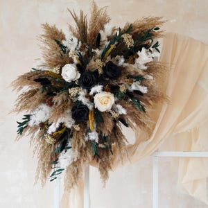 Black Rose and White Rose Boho Wedding,Gothic Wedding Arch Flowers,Silk Flower Arch,Pampas Grass Arch Arrangement,Wedding Backdrop