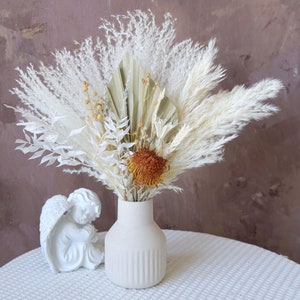 Wedding bouquet,Dried flower bouquet,Pampas Grass bouquet,Natural flower decor,Flower Arrangement,home decoration, home bouquet