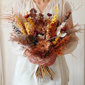 Burnt Orange Wedding Bouquet,Bridal Bouquet,Bridesmaid Bouquet,Dried flower bouquet,Pampas Grass bouquet,Natural Flower Decor