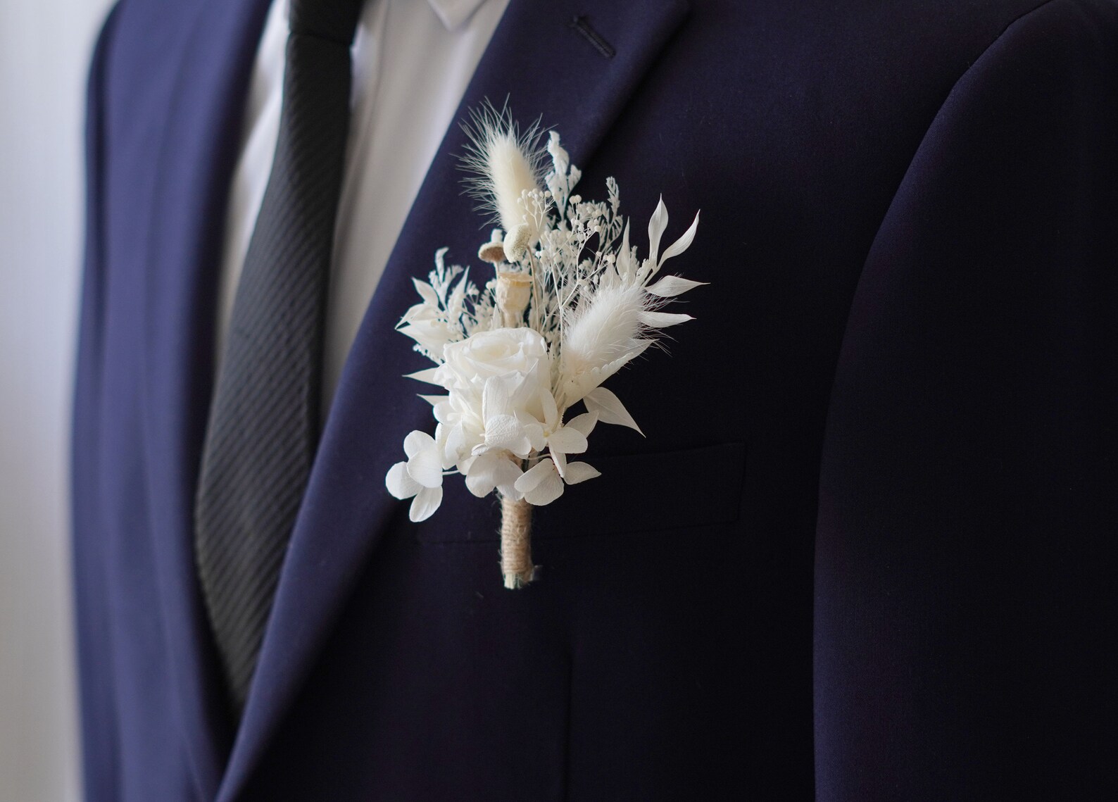 White Rose Boutonniere/wedding Boutonniere/dry Flower - Etsy