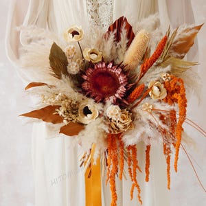 Autumn wedding bouquet,Burnt Orange Wedding Bouquet,Peach Terracotta Dried Flower Bridal Bouquet,Bridal Bouquet,Dried Flower Bouquet
