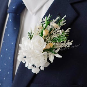 Green Leaf Boutonniere,White Rose Boutonniere,Rustic Dried flower bouquet,Dried Boutonniere,Groomsmen Buttonhole,Wedding Boutonniere