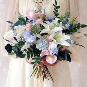 Lily Bouquet,Silk flower Bouquet,Green Pink Bouquet,Bridal Bouquet,Bridesmaid Bouquet,Dried Flower Bouquet,Artificial Flowers Bouquet