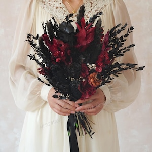 Gothic Wedding,Gothic Wedding Bouquets,Burgundy Wedding Bouquets,Gothic Bride,Black Wedding,Bridesmaids Black Bouquets