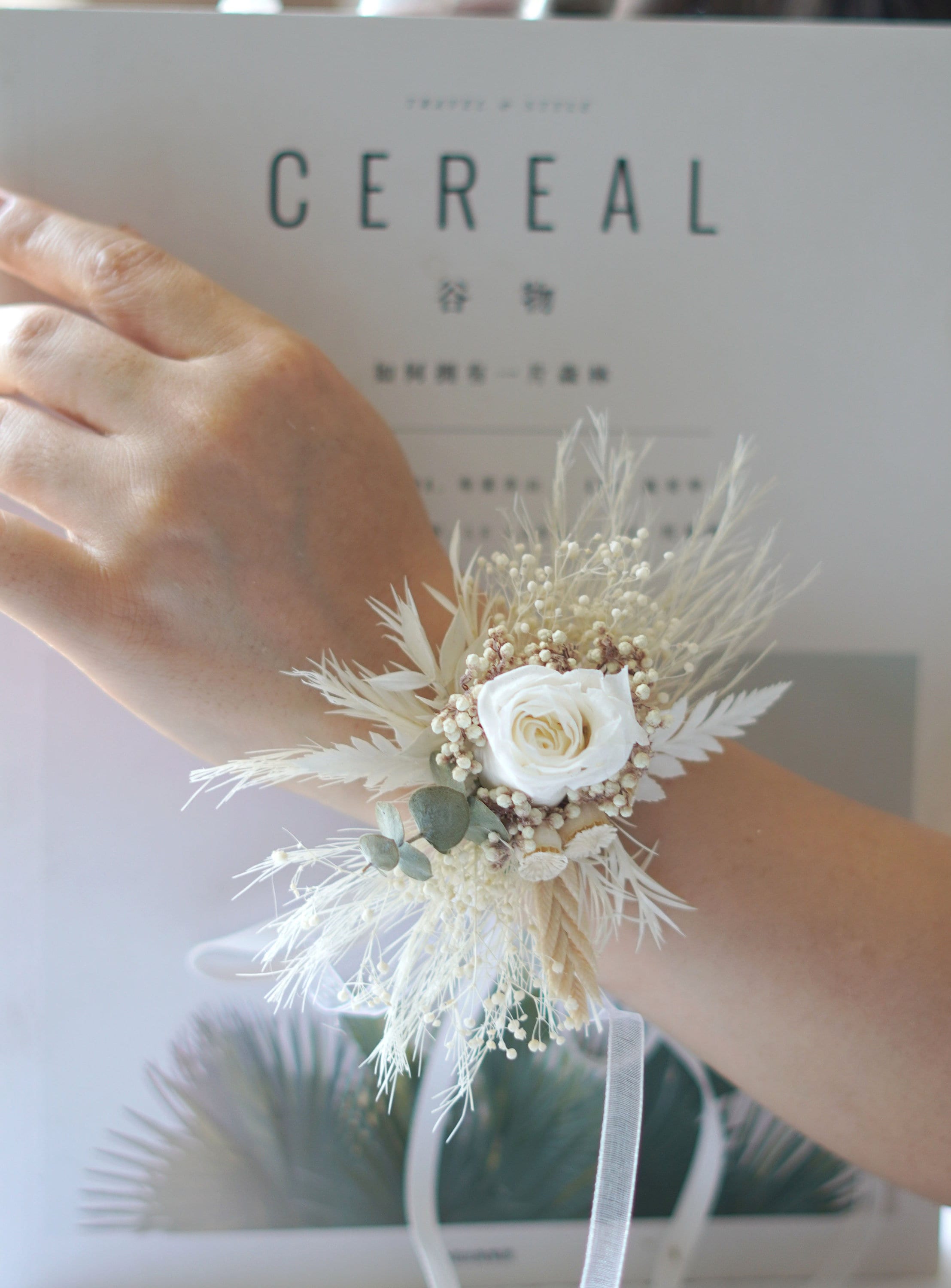 Wrist Corsages/Corsages/Wedding Corsages/Dry Flower Corsages/Ladies Corsages/Pampas Grass Corsages/Flower Bracelet/Handmade Corsages