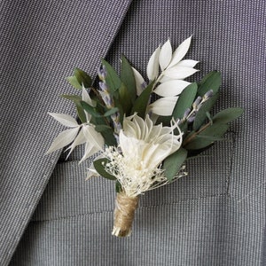 Boutonnières/Wedding Boutonniere/Dry Flower Boutonniere/Mini Dried Flower Bouquet/Dried Boutonniere