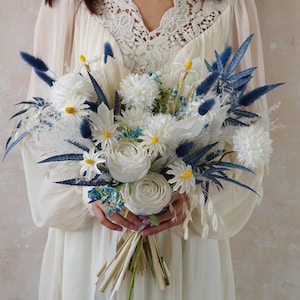 Navy + White Bouquet,White Silk Flower Bouquet,Wedding bouquet,White Wedding Bouquet,White Bridal Bouquet,Bridesmaid Bouquet,Boho Bouquet