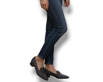 Stuart Weitzman pump with detailed chunky heel Women's 6.5