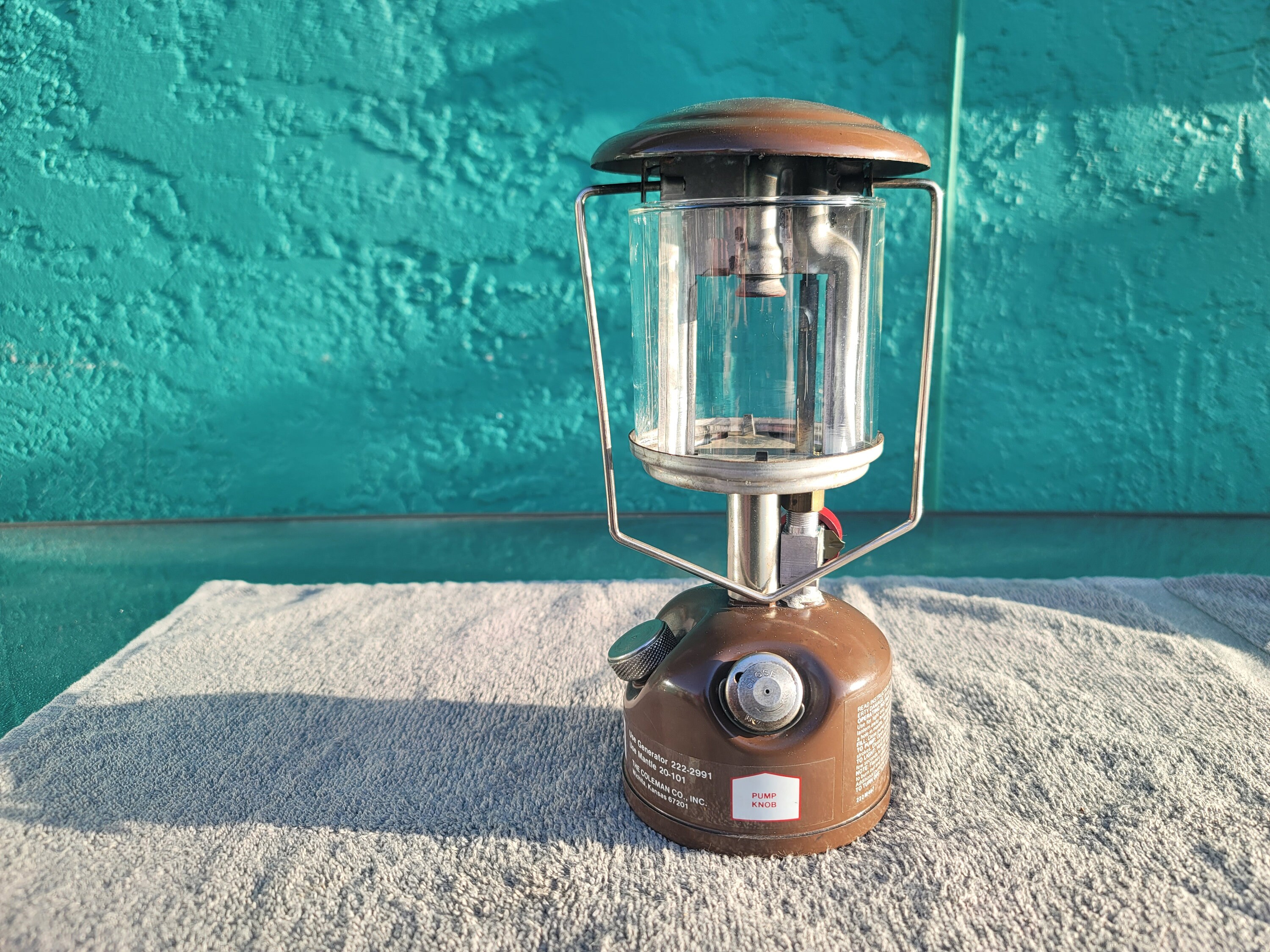 Coleman 222 Peak1 Backpacking Mini Lantern Dated 1 81 Made coleman-222-peak1-backpacking-mini-lantern-dated-1-81-made