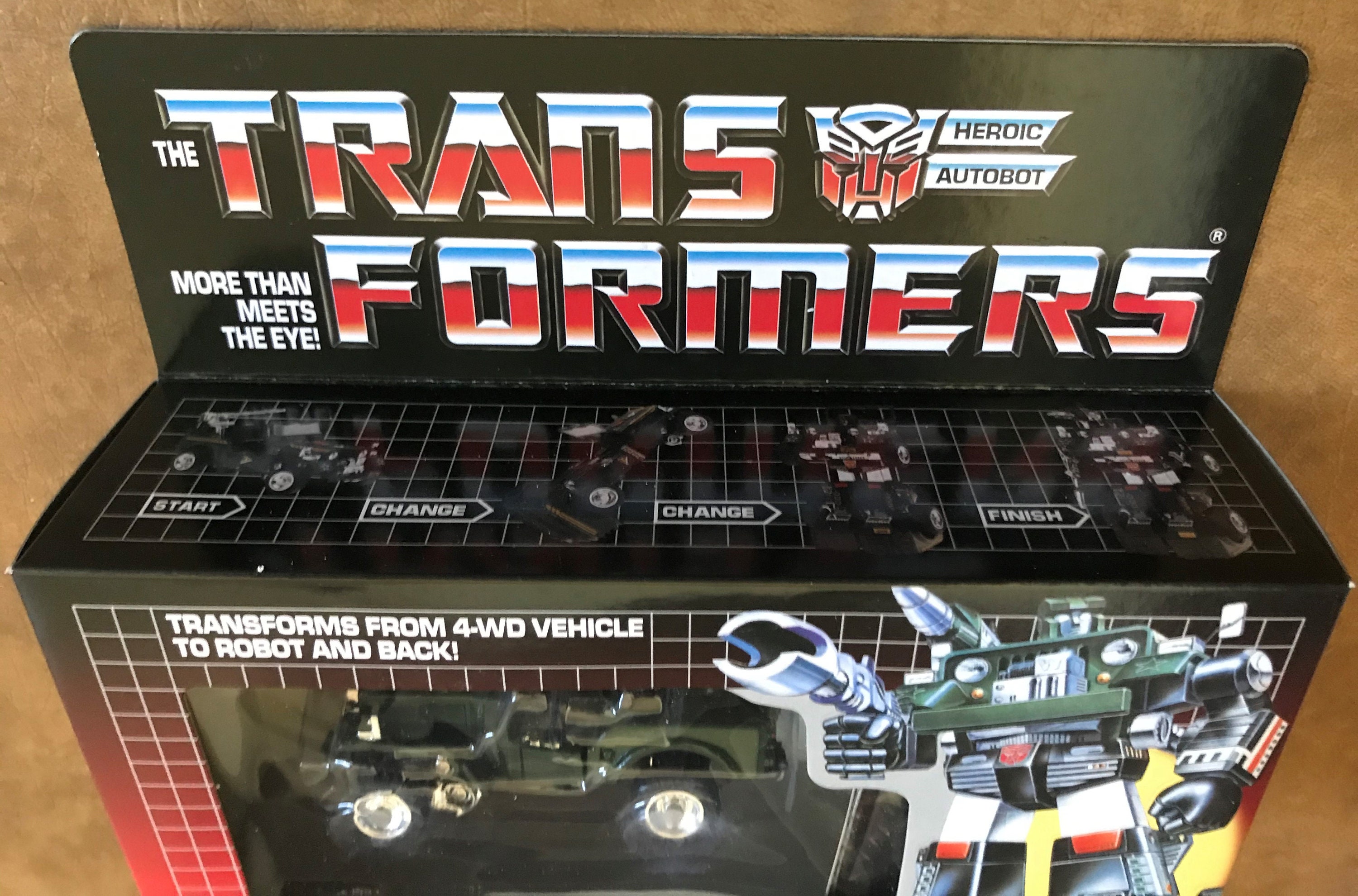 トランスフォーマー G1 復刻版 オートボット ハウンド | 未開封、100