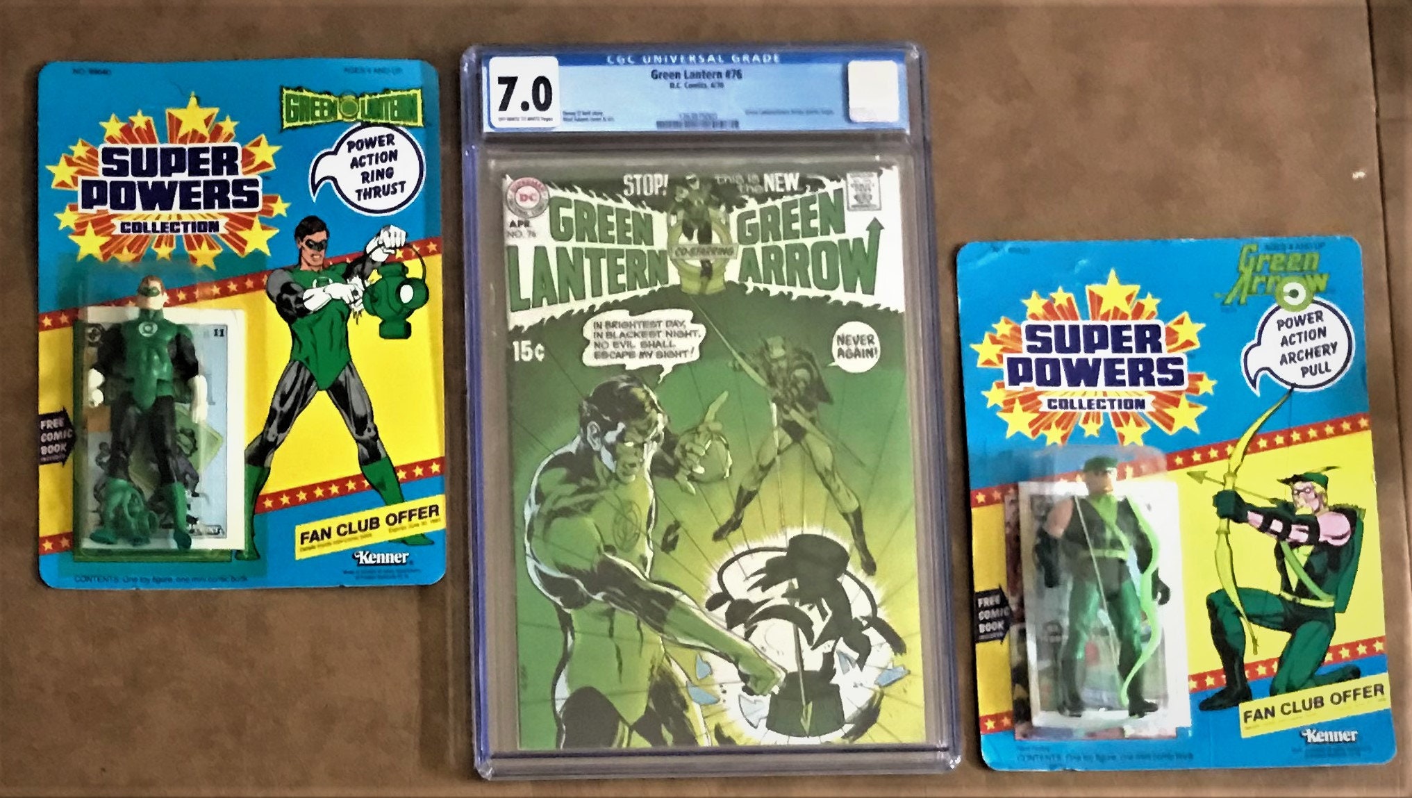Kenner Super Powers Green Lantern 12-back and Green Arrow 23-back