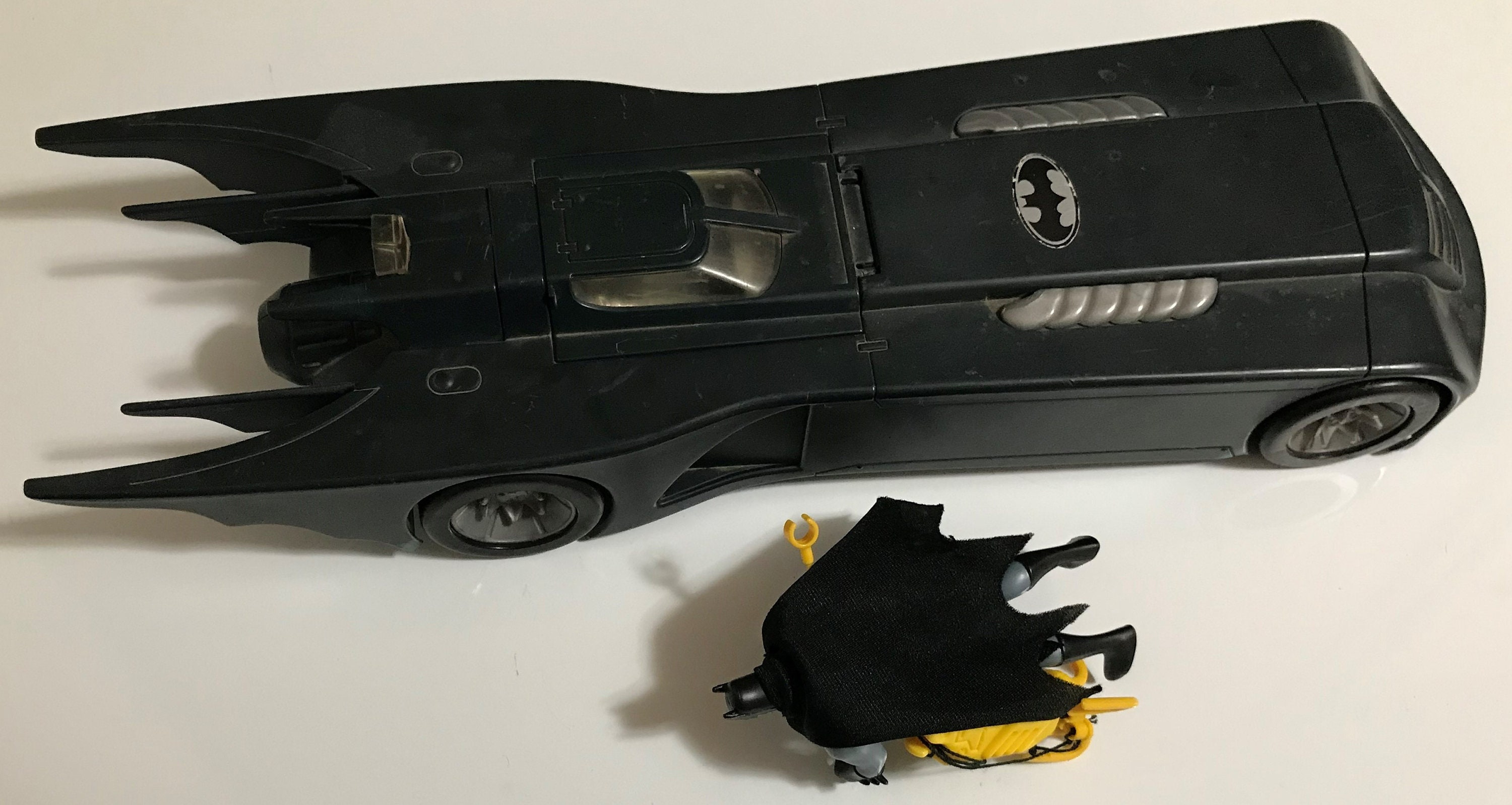 Kenner 1993 Batman the Animated Series BTAS Combat Belt Batman and