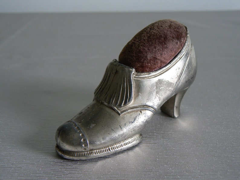 Edwardian Pincushion in the Shape of a Ladies Brogue Shoe Rare Design.