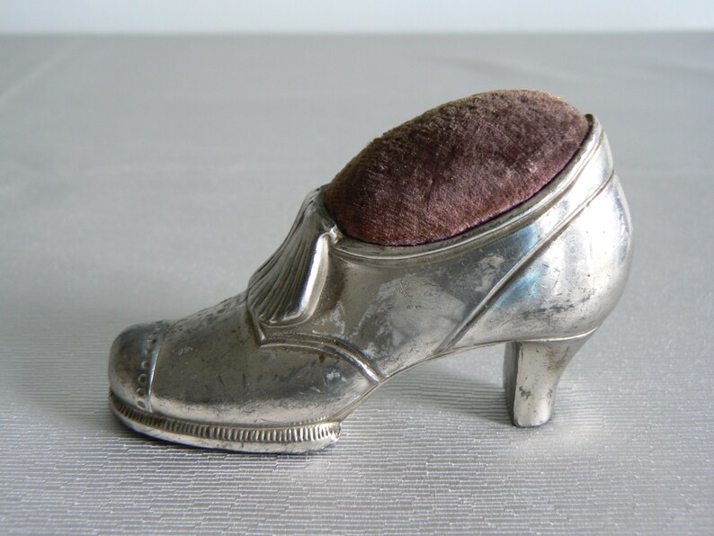 Edwardian Pincushion in the Shape of a Ladies Brogue Shoe Rare Design.