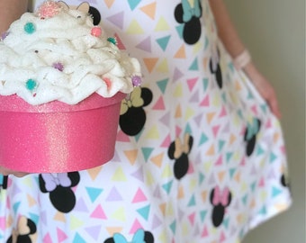 Minnie Mouse dress inspired by spring pastels and fun geometric shapes!