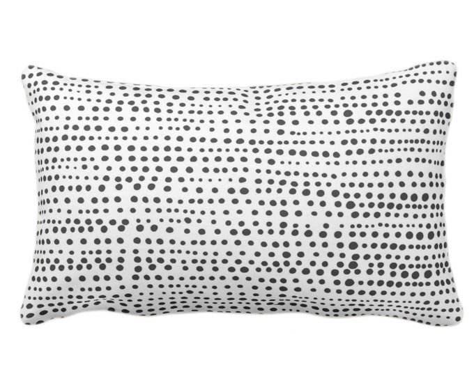 Black and White Pillows PatternBehavior