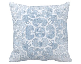 OUTDOOR Washed Blue Floral Dekokissen, modernes organisches Design
