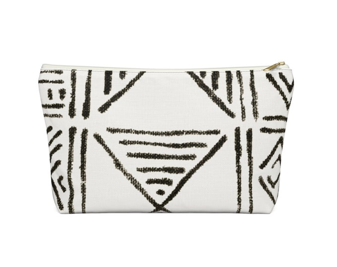 Printed Mud Cloth Zippered Pouch, Off-White & Black Tribal Design, Cosmetics/Pencil/Make-Up Organizer/Bag, Boho/African Geometric Priint