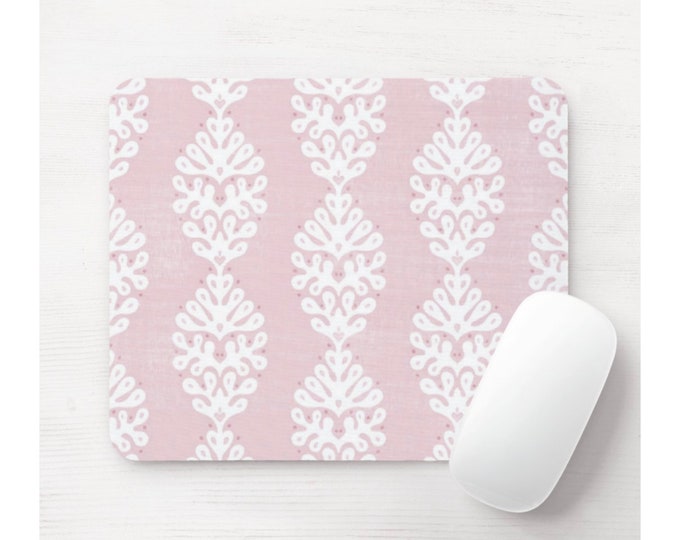 Ada Print Mouse Pad, Round or Rectangle Grande Pink & White Mousepad, Farmhouse/Flower/Block Print/Blockprint, Light/Bright Print/Pattern